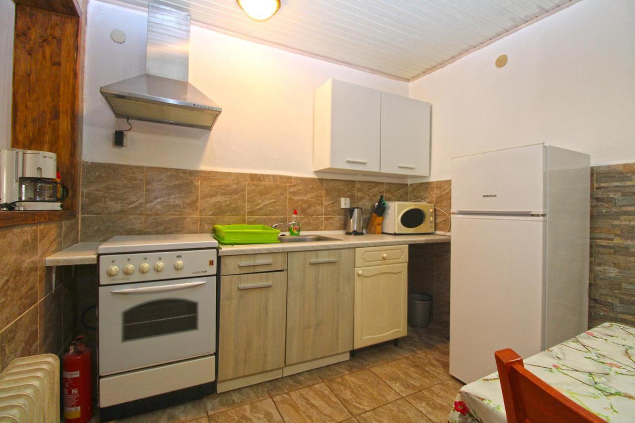 Apartments Matilda 1954 Fažana Extérieur photo